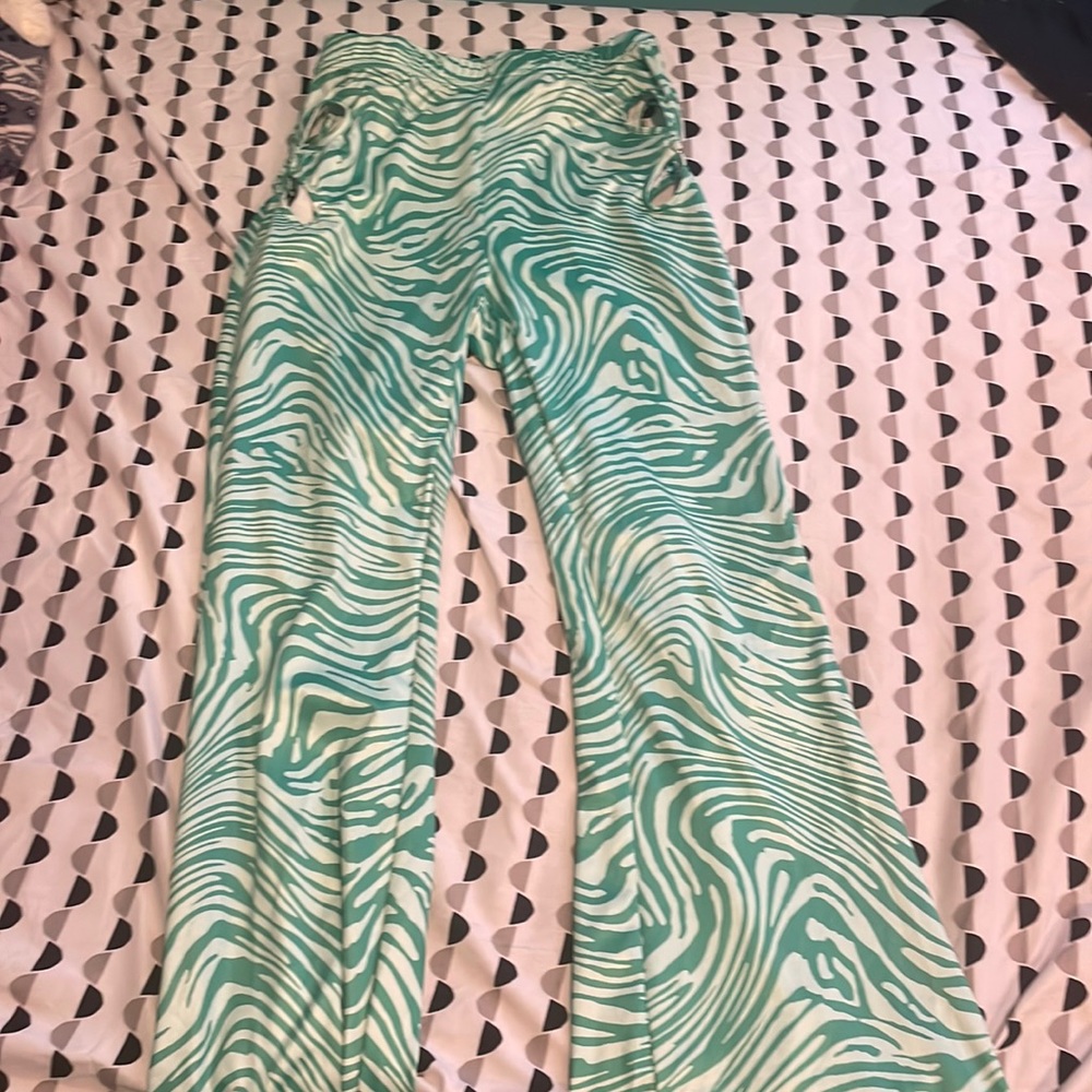 Bell Bottom Leggings